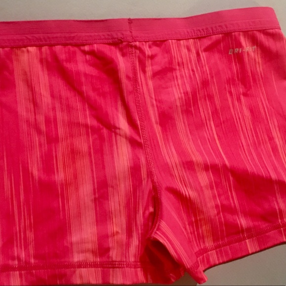 Nike Dry Fit Training Shorts - Picture 2 of 8